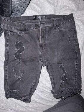 Hollister Men's Black shorts